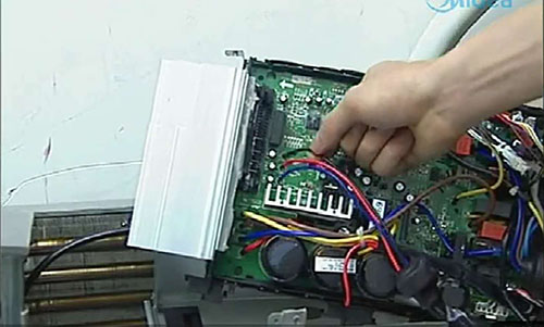 隆子美的空调电话是多少